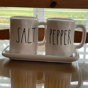 RAE DUNN Salt & Pepper Shaker with holder dish